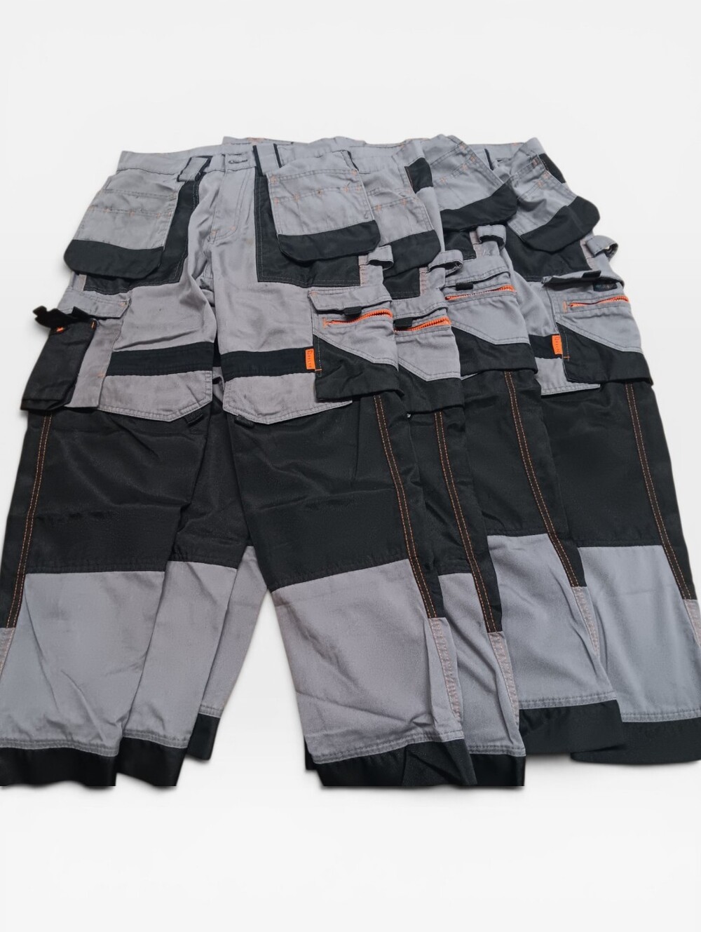 4 Pairs of Crale Multi-Pocket Cargo Work Pants in Gray and Black Size 30x32